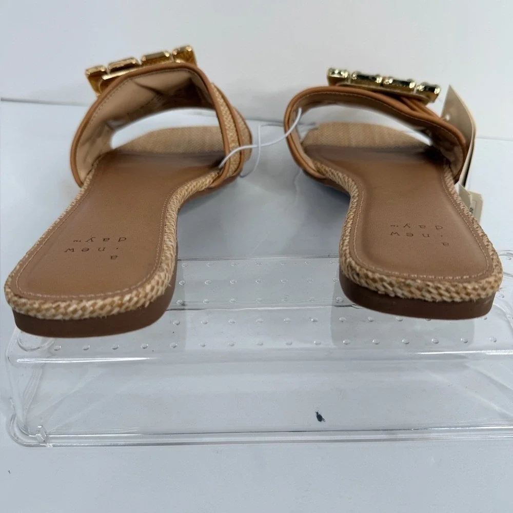 A New Day Kelsey Rhinestone Buckle Slide Sandals Beige Tan Size  8.5 NWT